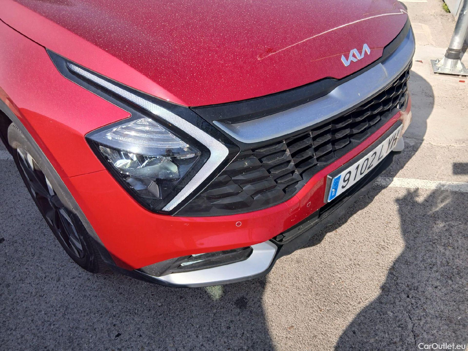  KIA  Sportage KIA  / 2022 / 5P / todoterreno 1.6 T-GDi PHEV 198kW (265CV) Drive 4X4 #6