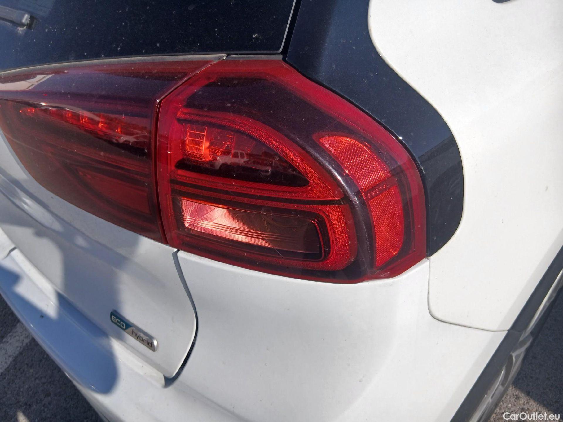  KIA  Niro KIA  / 2019 / 5P / crossover 1.6 GDi HEV 104kW (141CV) Emotion (AC) #31