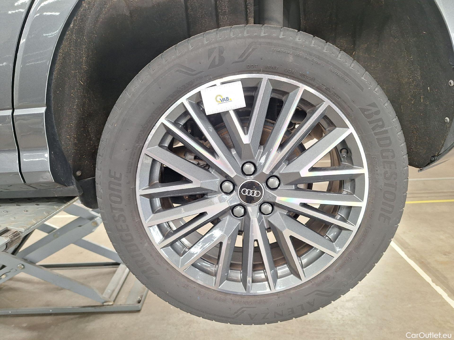  Audi  Q3 Audi,  SB '19, Audi  Sportback 35 TDI S tronic S Line Business  #36