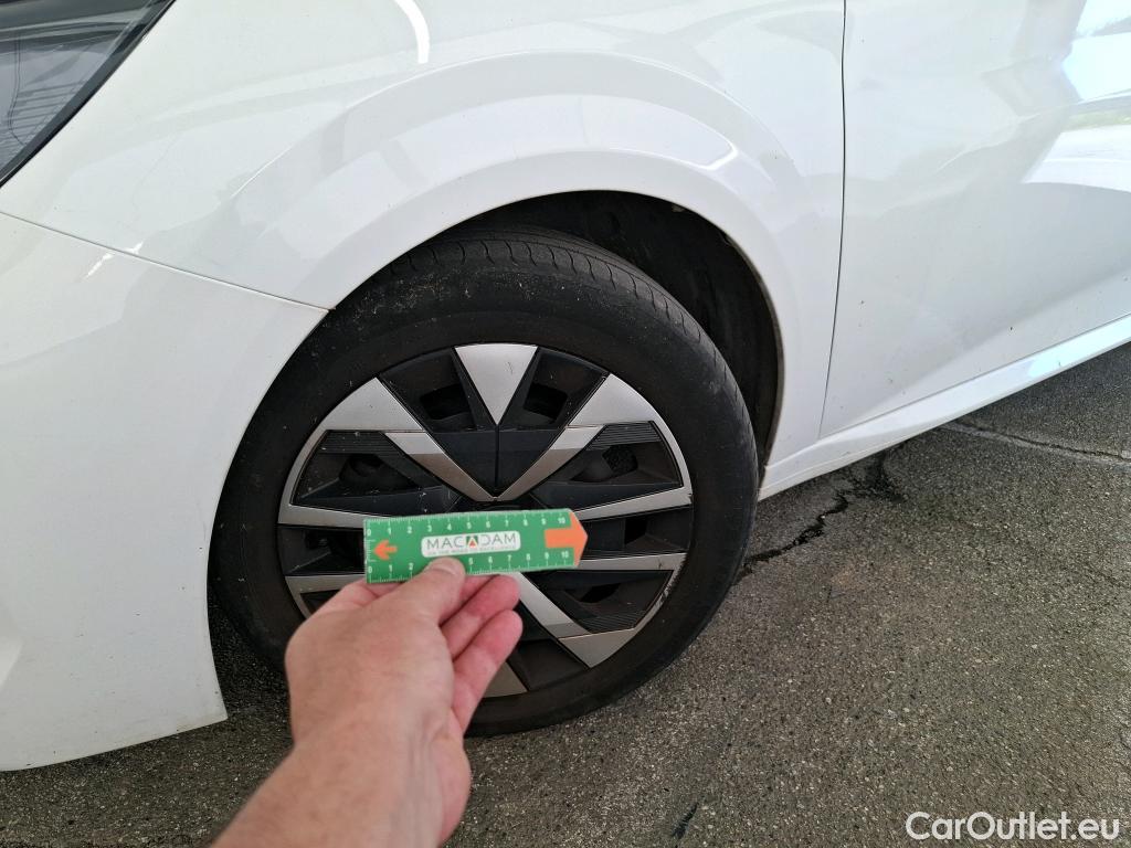  Peugeot  208  Active 1.2 PureTech 100CV BVM6 E6d #8