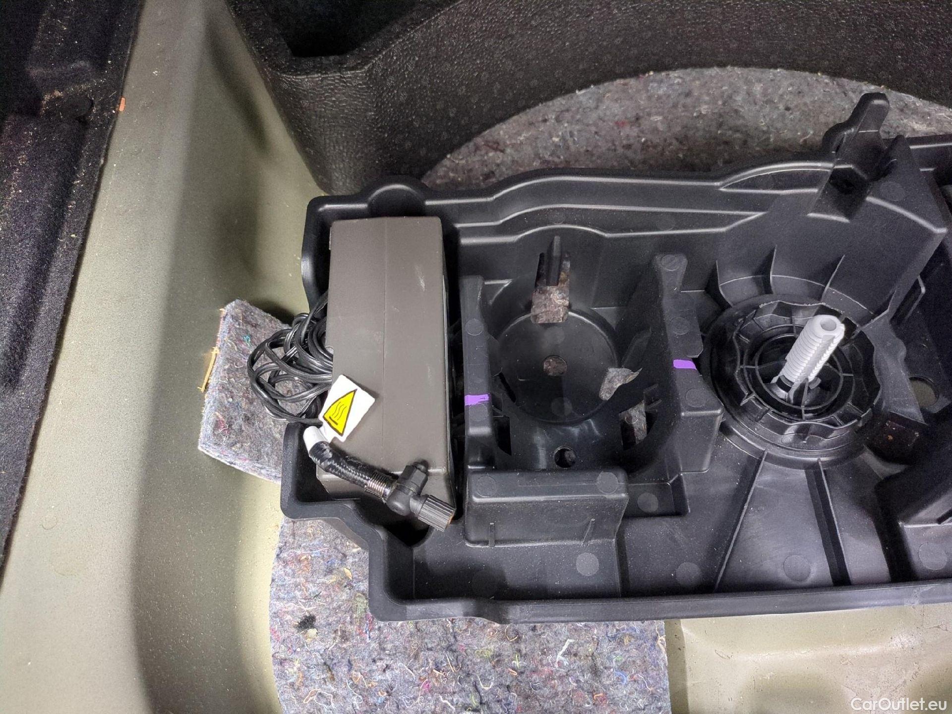  Citroen  C4  X Feel Pack 1.2 PureTech 130CV BVA8 6E #7
