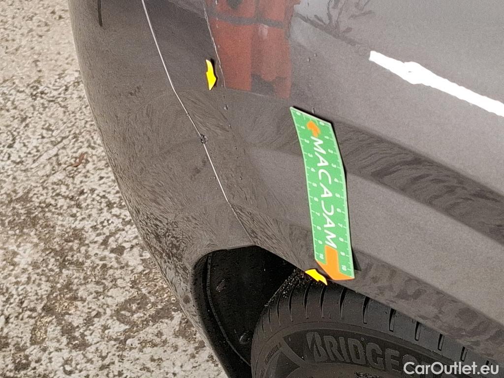  Peugeot  208 PEUGEOT  / 2019 / 5P / Berline Puretech 75 S&S Active Business #2