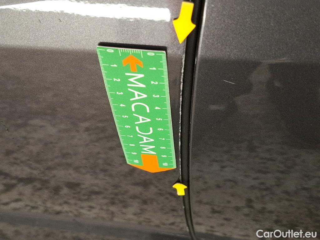  Peugeot  208 PEUGEOT  / 2019 / 5P / Berline Puretech 75 S&S Active Business #20