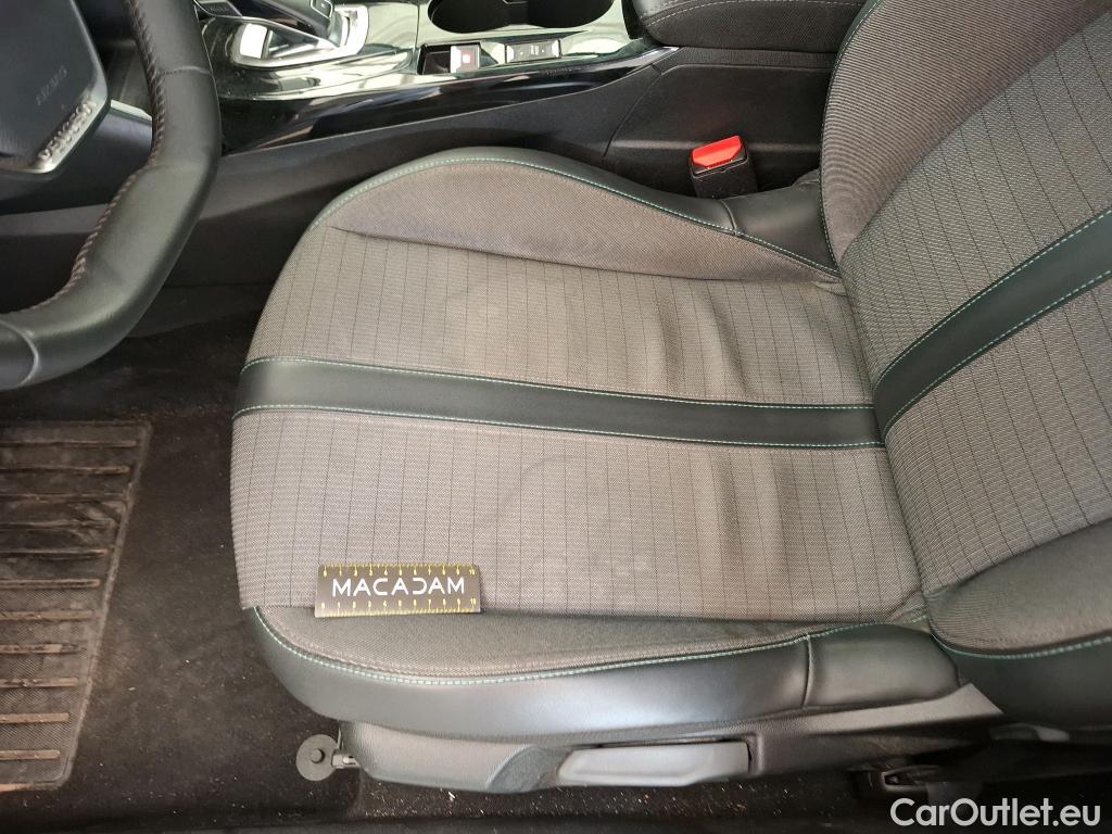  Peugeot  208  Allure Business 1.2 PureTech 100CV BVA8 E6d #10
