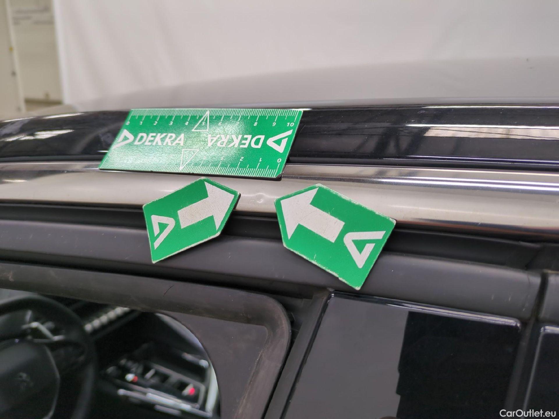  Peugeot  3008  II Active Pack 1.2 PureTech 130CV BVA8 E6d #46