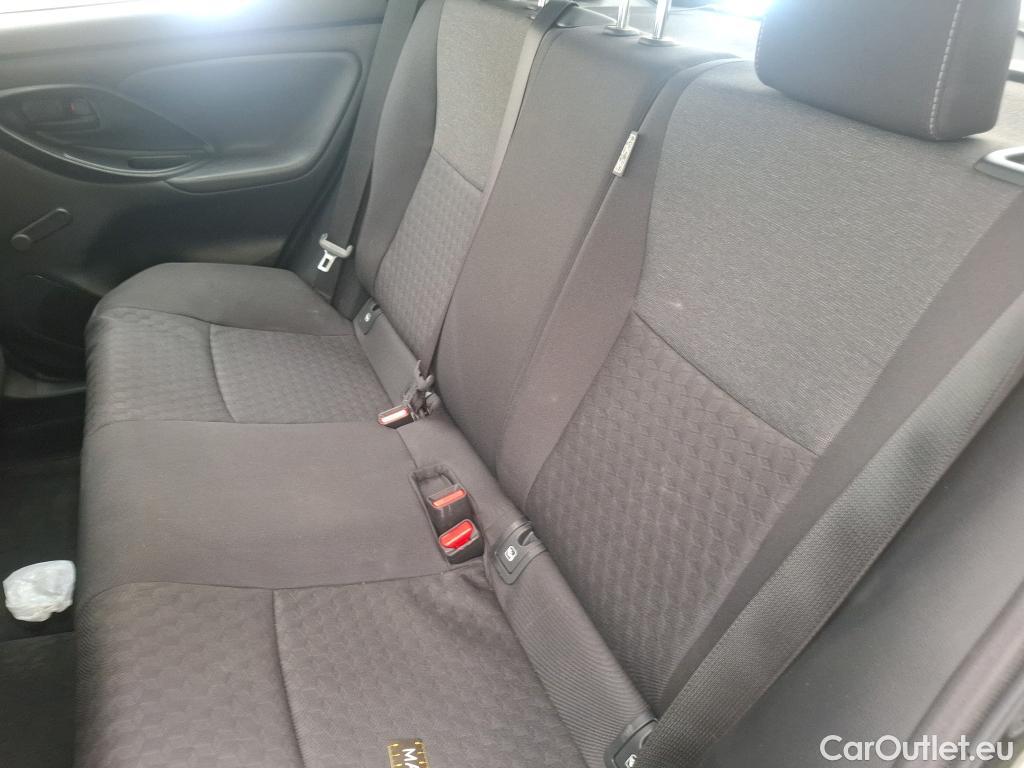  Toyota  Yaris TOYOTA  Hybride / 2019 / 5P / Berline Hybride 116h Dynamic Business Beyond Zer #38