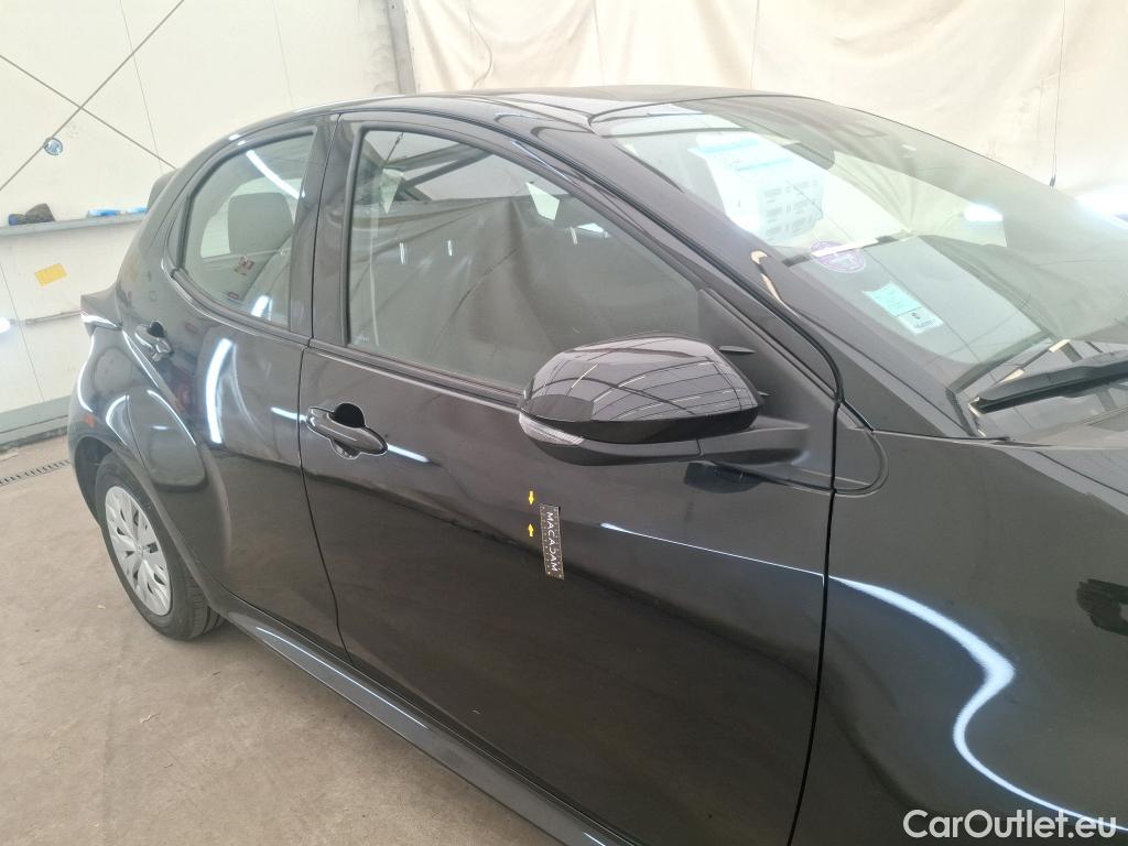  Toyota  Yaris TOYOTA  Hybride / 2019 / 5P / Berline Hybride 116h Dynamic Business Beyond Zer #29