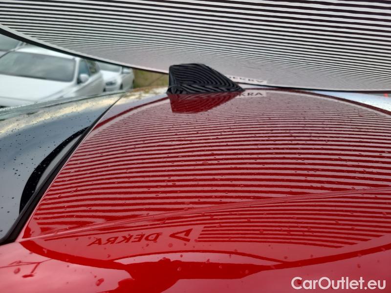  Citroen  C4  (2010)  1.2PT 130 Plus AT 5d #7