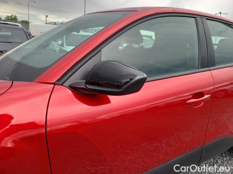  Citroen  C4  (2010)  1.2PT 130 Plus AT 5d #8