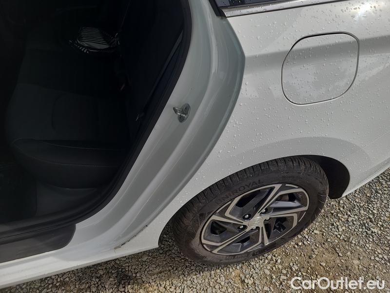  Hyundai  i30  (PD)(01.2017  ->)  kom.1.5T-GDI Smart 5d #11