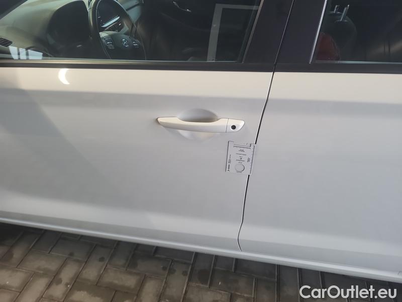  Hyundai  i30  (PD)(01.2017  ->)  kom.1.0TGDI Family Comf AT #3