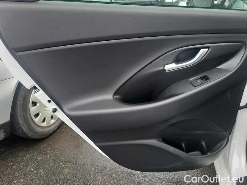  Hyundai  i30   cw (PD)(2017->)  1.0TGDI 88 N Line #9