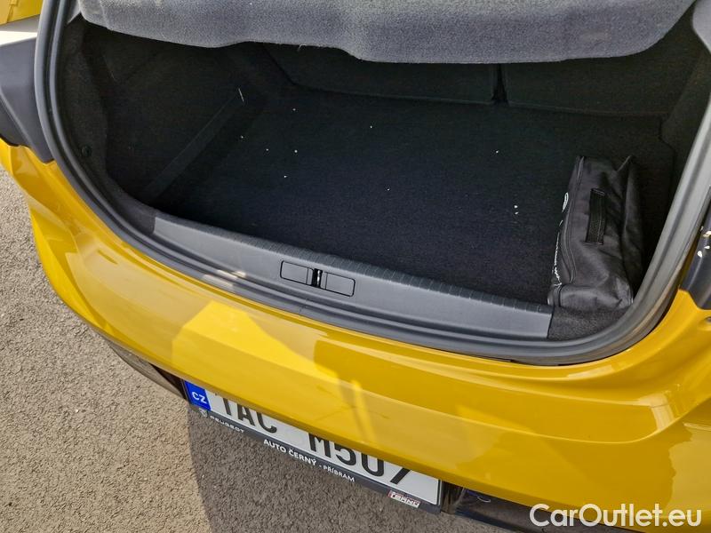  Peugeot  208  (P2) (2019)  1.2 100 Allure SS AT #26
