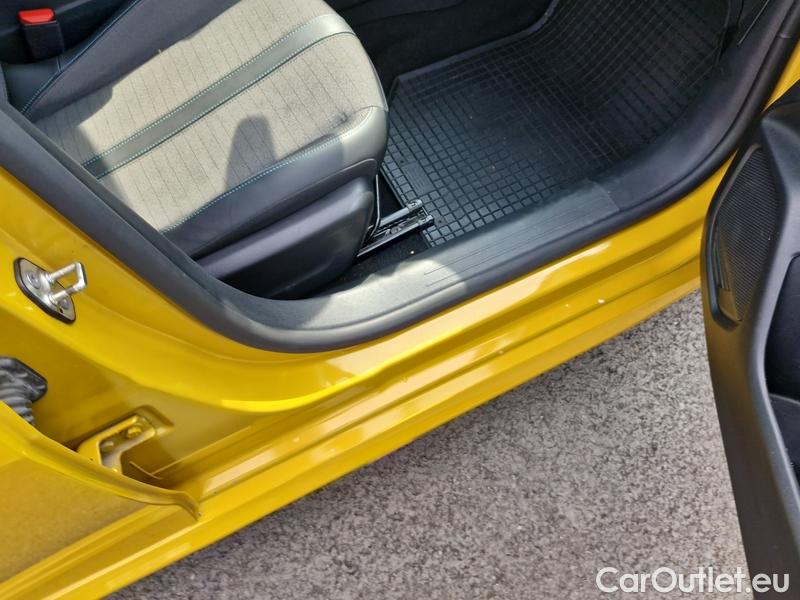  Peugeot  208  (P2) (2019)  1.2 100 Allure SS AT #34