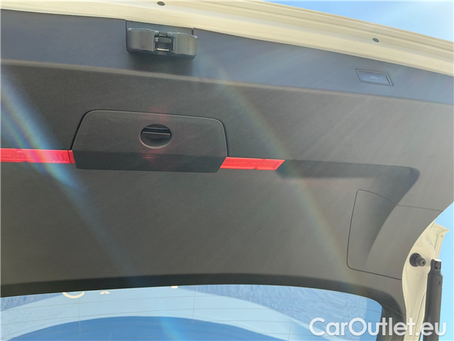  Volkswagen  Tiguan Tig.All.1.5 TSI 110 Life AT 5d #4