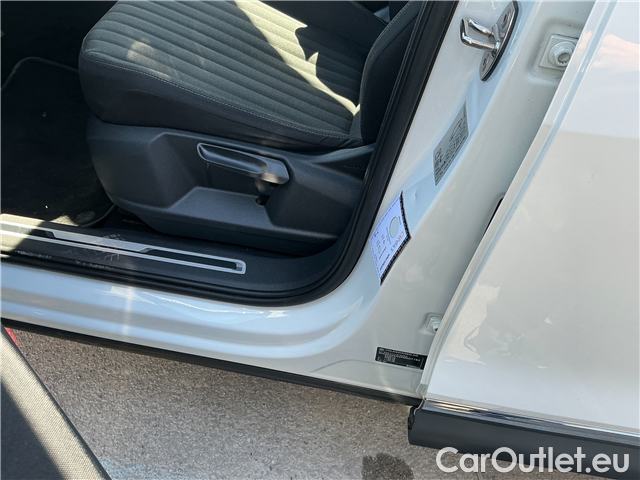  Volkswagen  Tiguan Tig.All.1.5 TSI 110 Life AT 5d #6