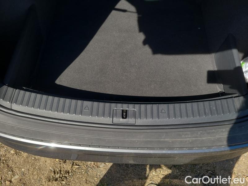  Skoda  Kodiaq  (2016)  1.5TSI 110 Sportline AT #8