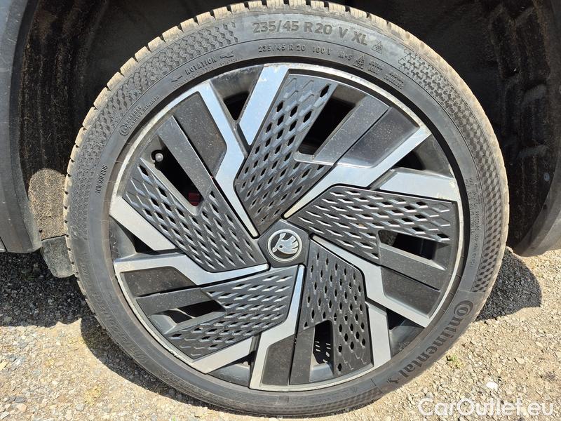  Skoda  Kodiaq  (2016)  2.0TSI 180 RS 4x4 AT #2