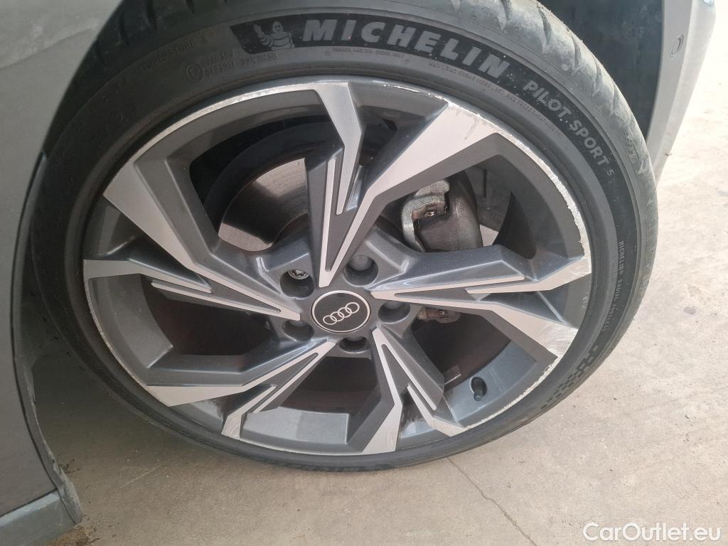  Audi  A3 AUDI  Sportback / 2020 / 5P / Berline 35 TFSI 150 MHEV S Tronic S Line #52