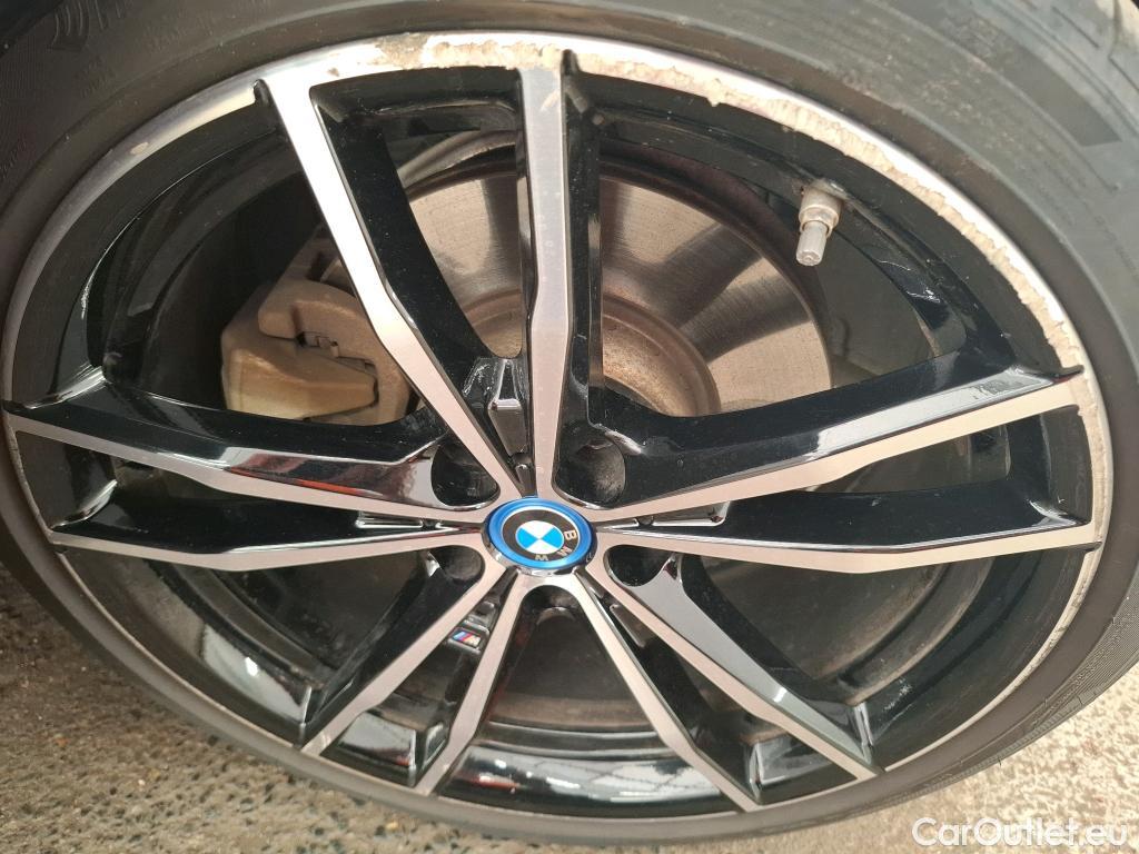  Bmw  Serie 3 BMW Série 3 Touring / 2022 / 5P / Break 320e 204ch M Sport BVA8 Hybride #11