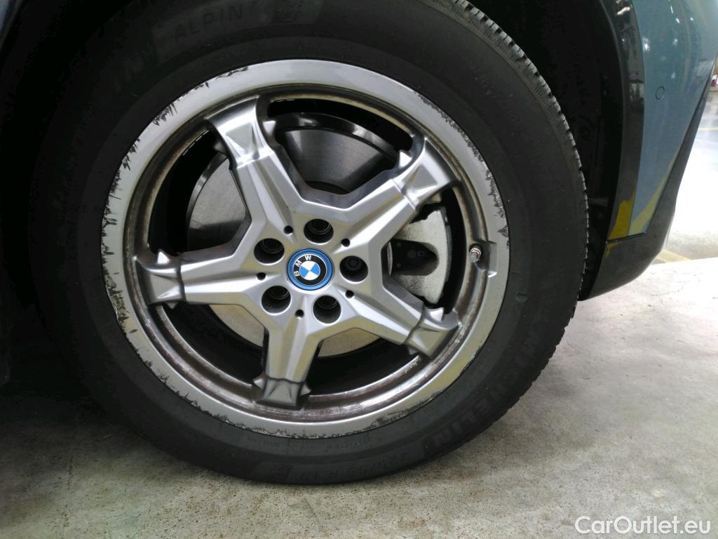 Bmw  iX 1 Série iX1 30 xDrive xLine 64kWh BVA #2