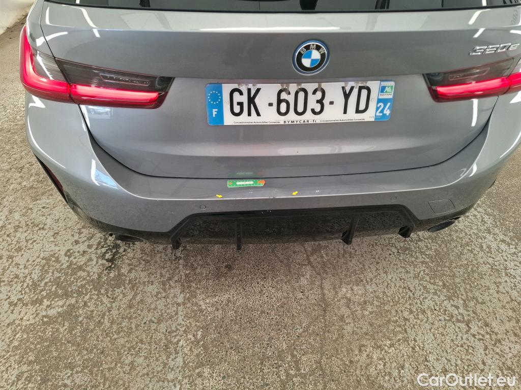  Bmw  Serie 3 BMW Série 3 Touring / 2022 / 5P / Break 320e 204ch M Sport BVA8 Hybride #1