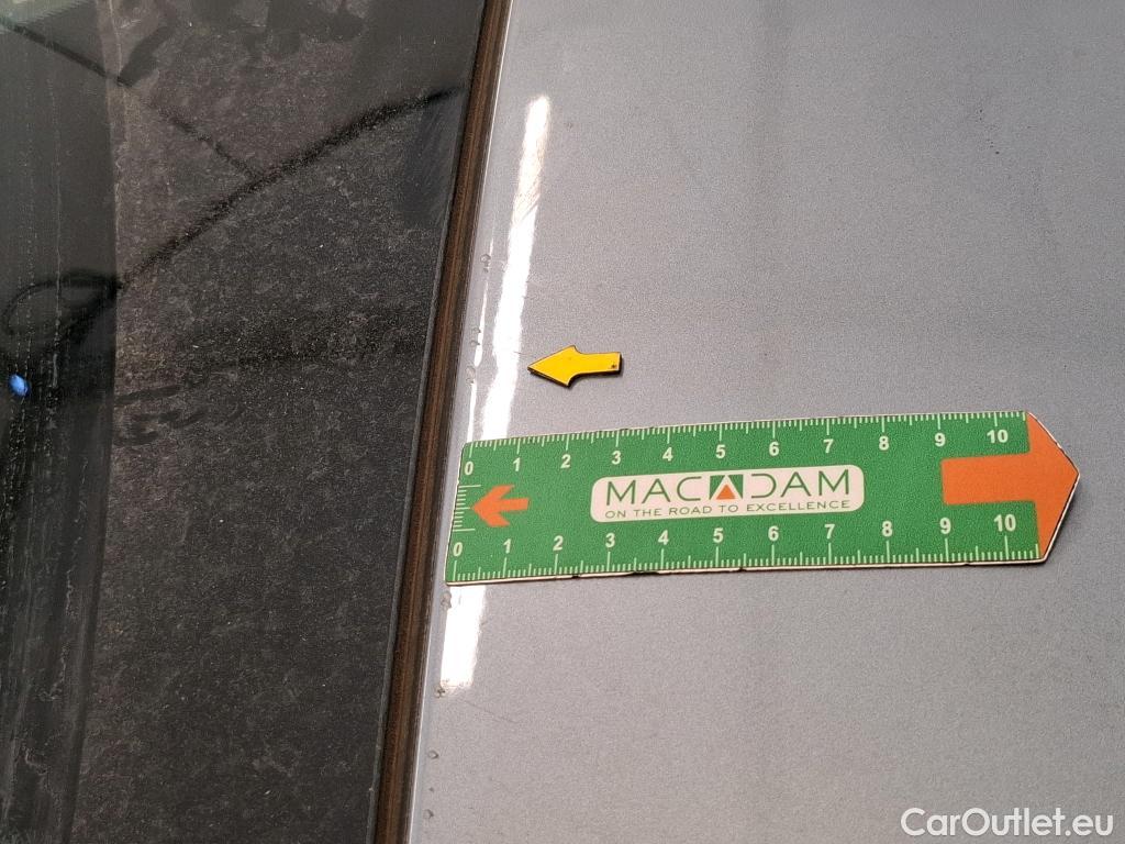  KIA  XCeed KIA  / 2019 / 5P / Crossover 1.6 GDI ISG ISG PHEV ACTIVE BUS DCT6 #12