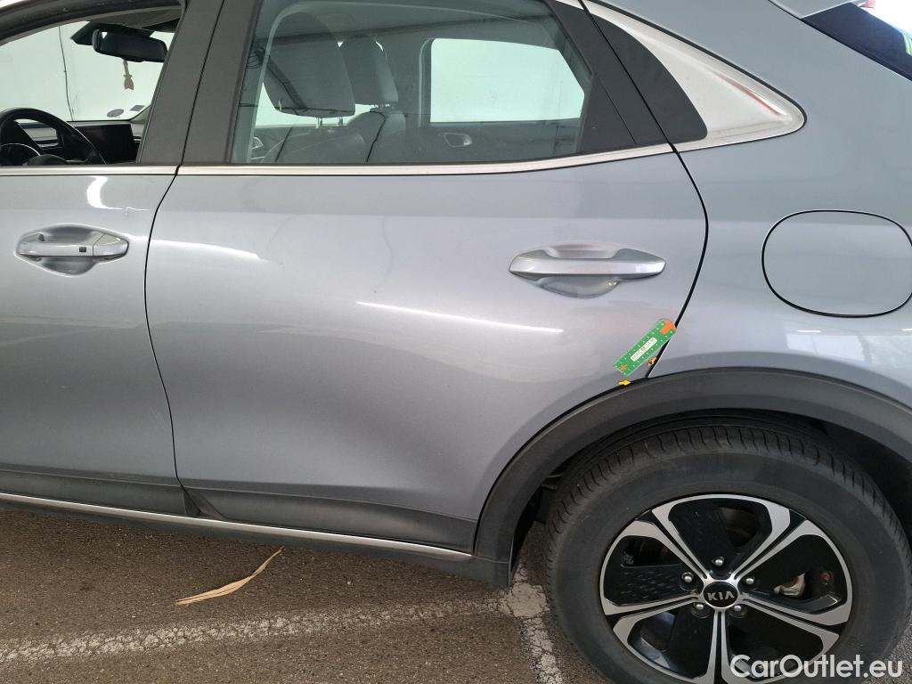  KIA  XCeed KIA  / 2019 / 5P / Crossover 1.6 GDI ISG ISG PHEV ACTIVE BUS DCT6 #78