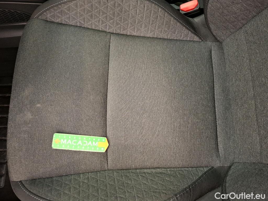  Renault  Clio  V Business 1.6 E-TECH Hybrid 140CV BVA6 E6d #19