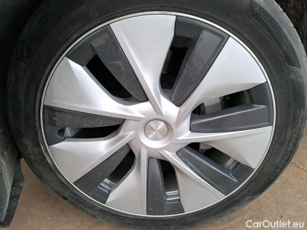  Tesla  Model Y TESLA  / 2021 / 5P / SUV RWD #24