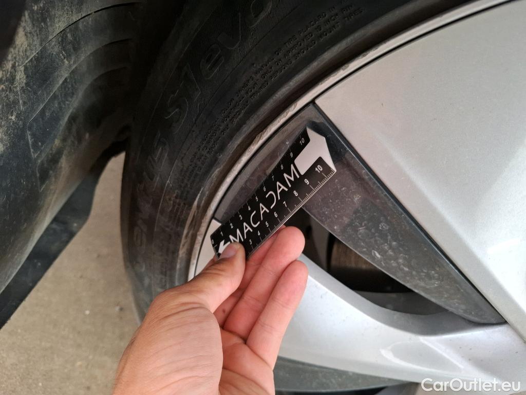  Tesla  Model Y TESLA  / 2021 / 5P / SUV RWD #26