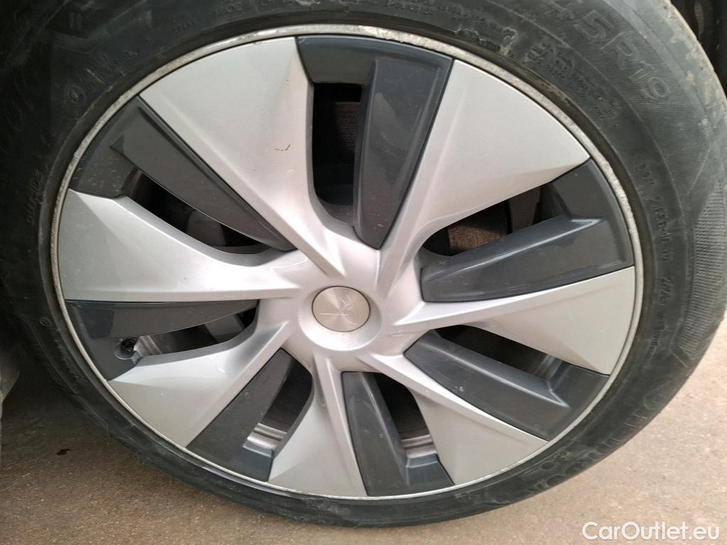  Tesla  Model Y TESLA  / 2021 / 5P / SUV RWD #17