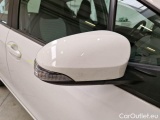  Toyota  Yaris TOYOTA  / 2017 / 5P / BERLINA 1.5 HYBRID BUSINESS #54