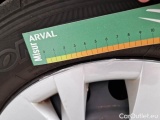  Toyota  Yaris TOYOTA  / 2017 / 5P / BERLINA 1.5 HYBRID BUSINESS #63