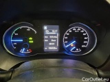  Toyota  Yaris TOYOTA  / 2017 / 5P / BERLINA 1.5 HYBRID BUSINESS #4