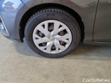  Toyota  Yaris TOYOTA  / 2017 / 5P / BERLINA 1.5 HYBRID BUSINESS #20