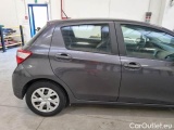  Toyota  Yaris TOYOTA  / 2017 / 5P / BERLINA 1.5 HYBRID BUSINESS #54