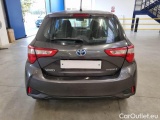  Toyota  Yaris TOYOTA  / 2017 / 5P / BERLINA 1.5 HYBRID BUSINESS #61