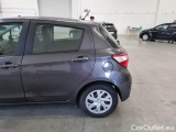  Toyota  Yaris TOYOTA  / 2017 / 5P / BERLINA 1.5 HYBRID BUSINESS #70