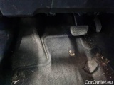  Toyota  Yaris TOYOTA  / 2017 / 5P / BERLINA 1.5 HYBRID BUSINESS #122