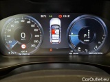  Volvo  XC 40 VOLVO XC40 / 2021 / 5P / SUV T4 RECHARGE PLUG-IN AUTO PLUS DARK #4