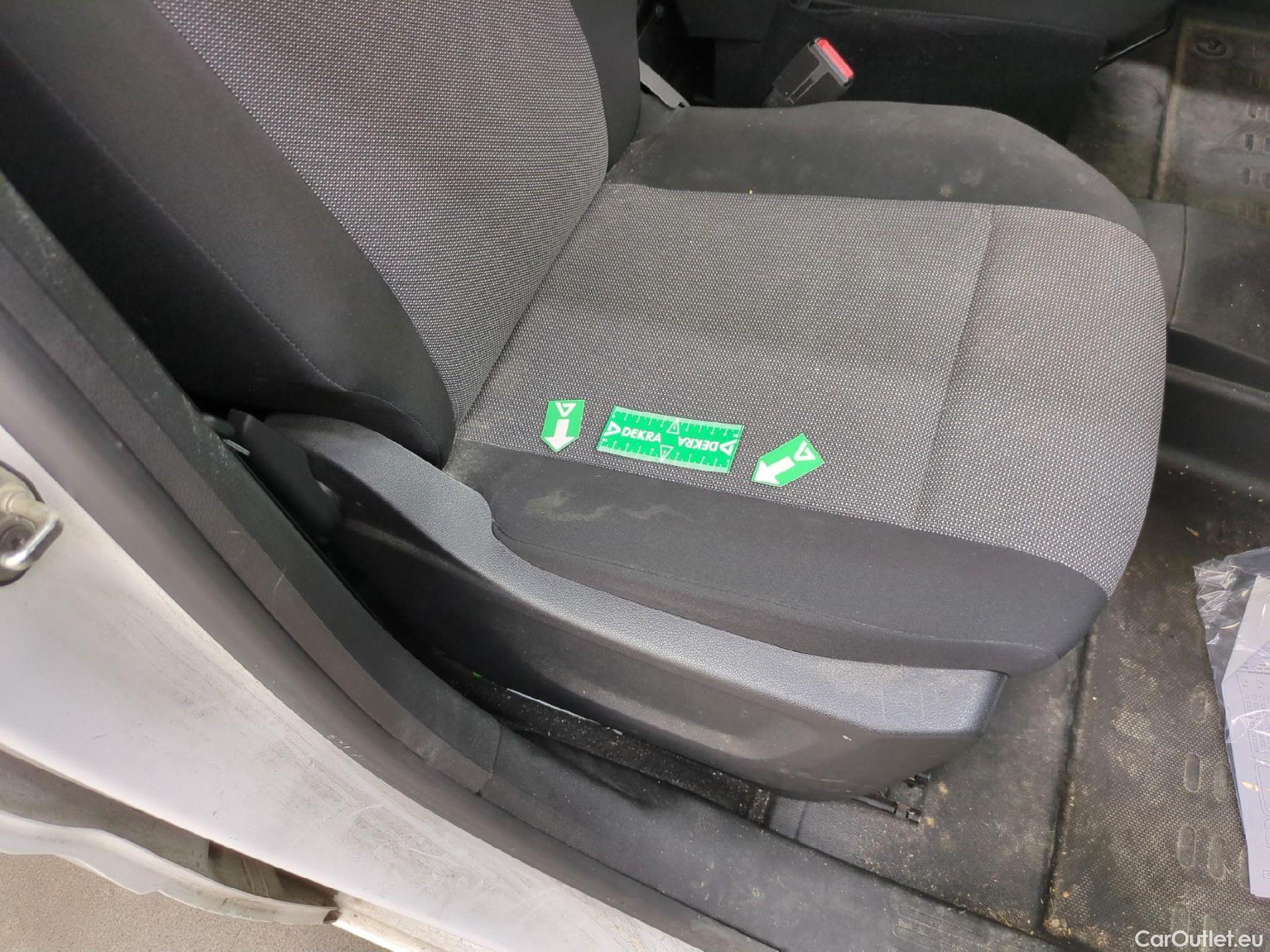  Citroen  Berlingo  Fourgon Club M 650 1.5 BlueHDi 75CV BVM5 E6dT #17