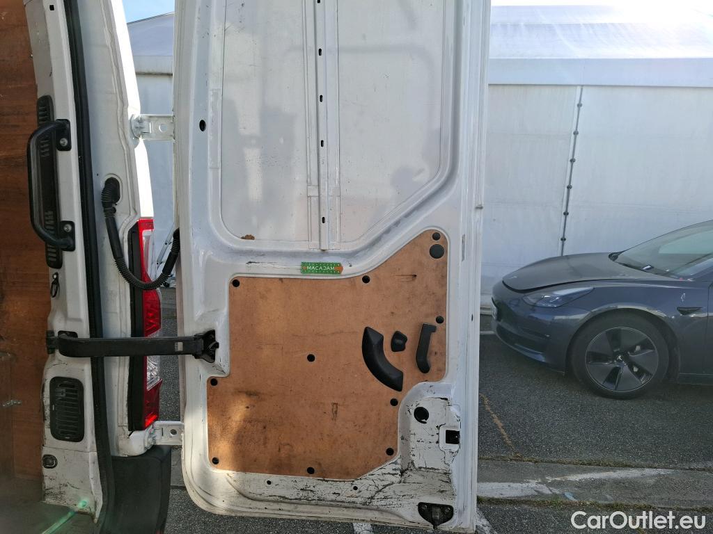  Renault  Master  III Fourgon L2H2 3 5 Grand Confort dCi 135CV BVM6 E6dT #32