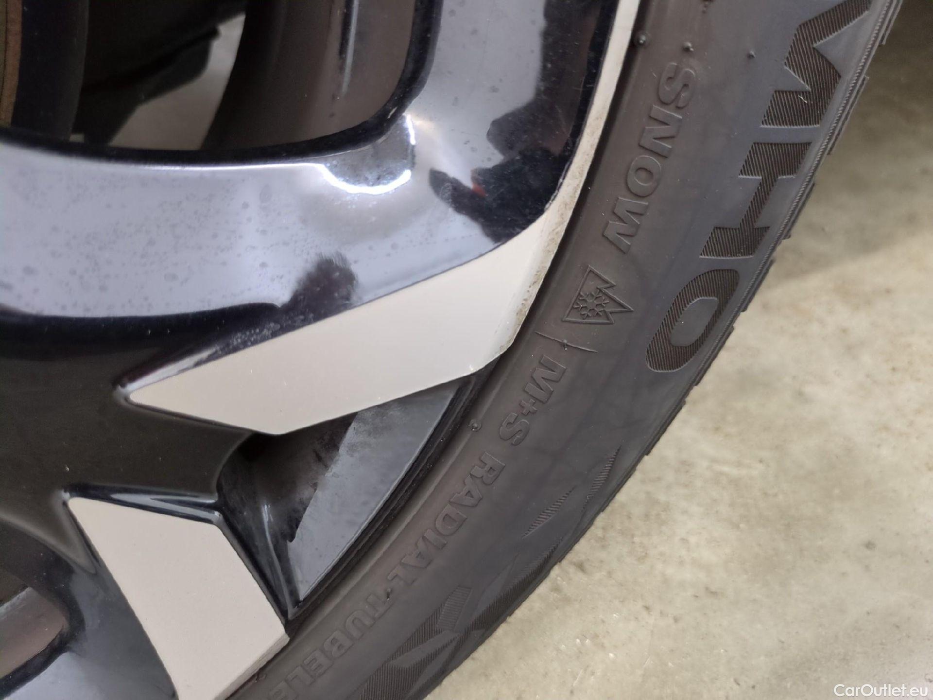  Citroen  C5 Aircross  Shine 1.2 PureTech 130CV BVA8 6E #9