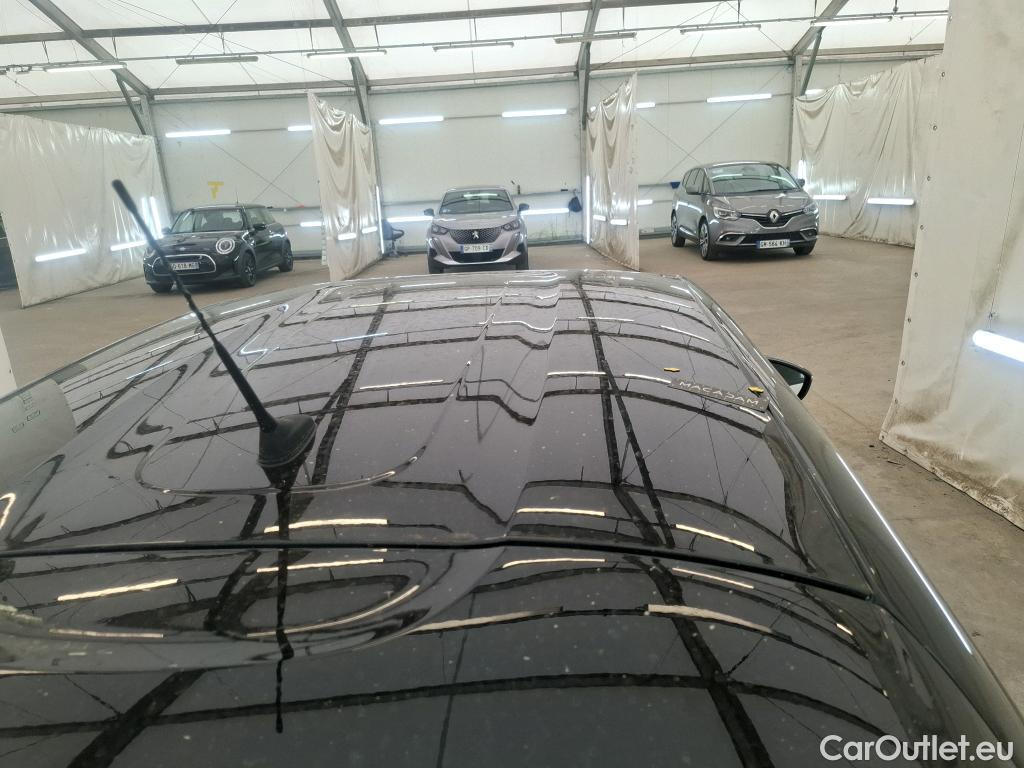  Citroen  C3  Shine 1.2 PureTech 110CV BVA6 6E #1
