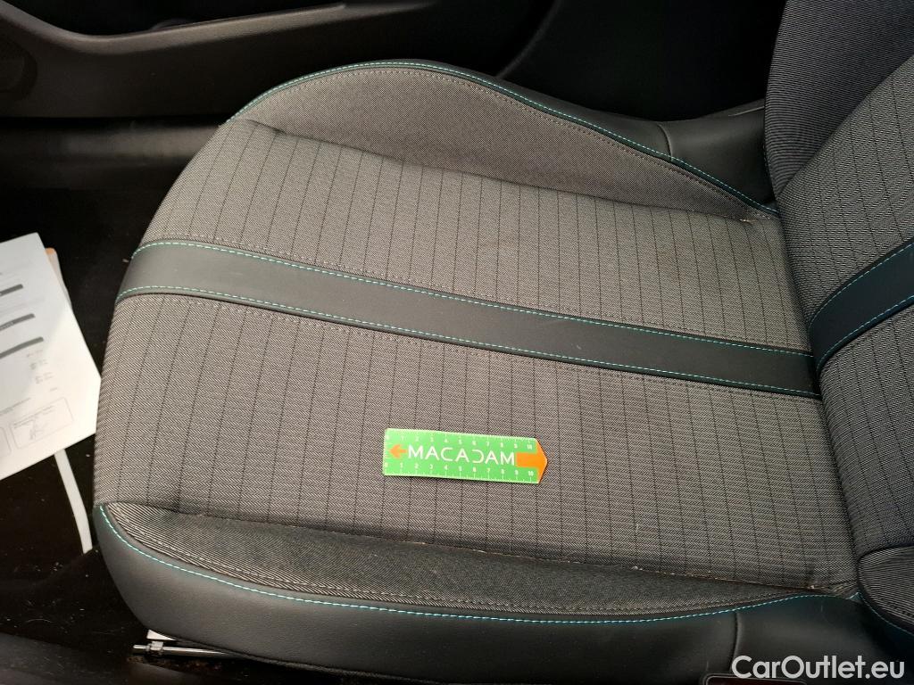  Peugeot  208  Allure Business 1.2 PureTech 100CV BVM6 E6d #13