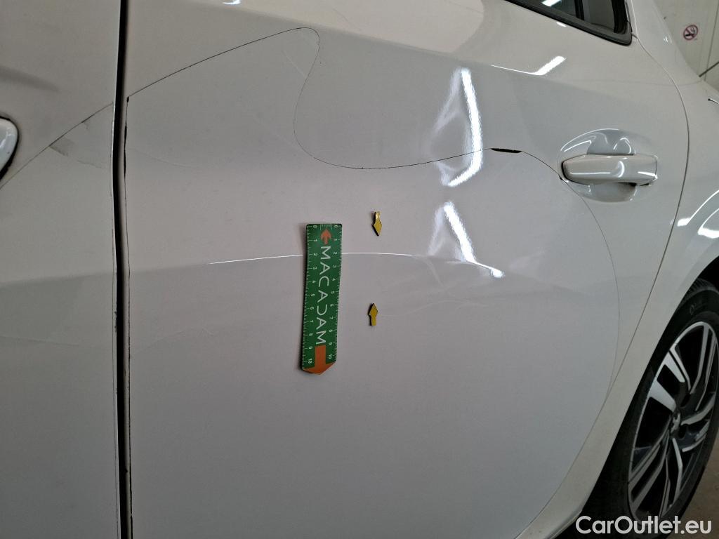  Peugeot  208  Allure Business 1.2 PureTech 100CV BVM6 E6d #1