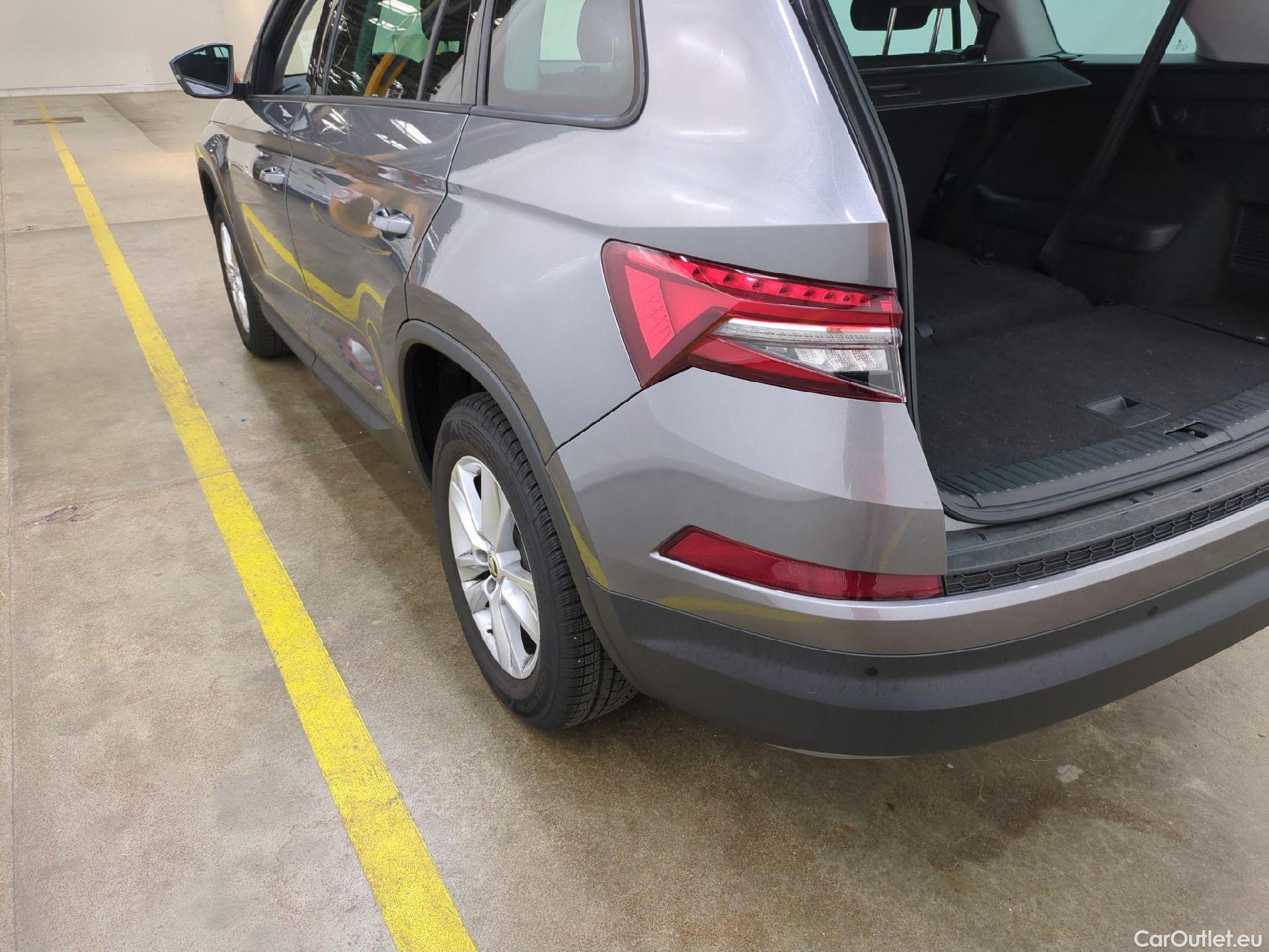 Skoda  Kodiaq  Business 1.5 TSI 150CV BVA7 7 Sieges E6d #7
