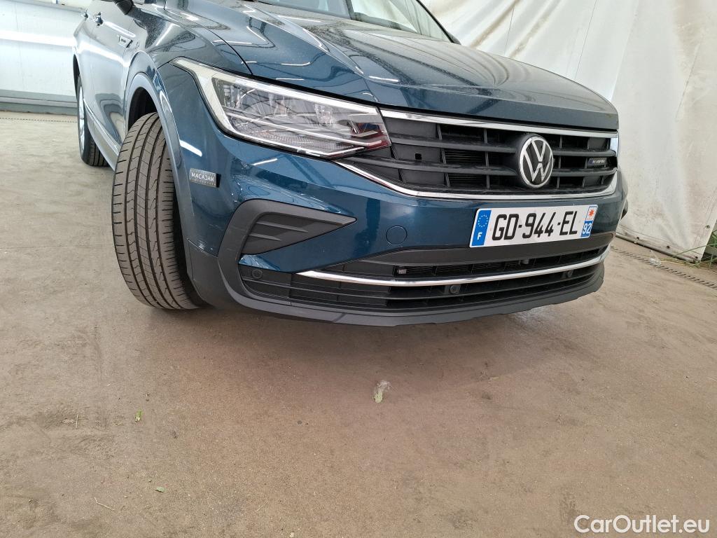  Volkswagen  Tiguan VOLKSWAGEN  / 2020 / 5P / SUV 1.4 eHybrid 245 DSG6 Life Business #18