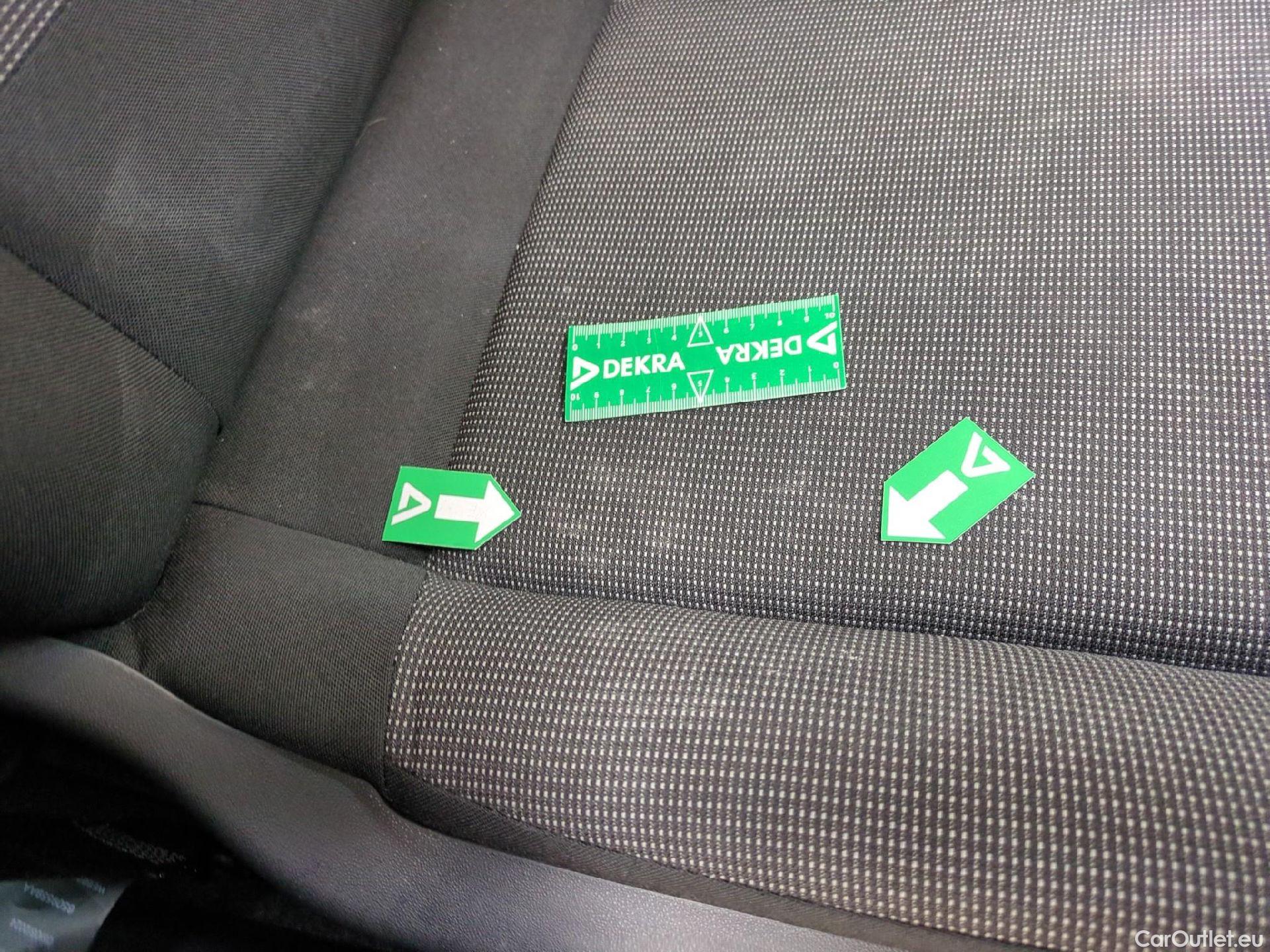  Citroen  C3  Max 1.2 PureTech 80CV BVM5 6E #18